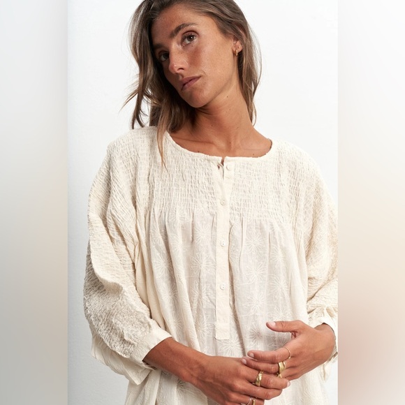 Par y Escala Elena Dress, White, ML - Picture 2 of 3